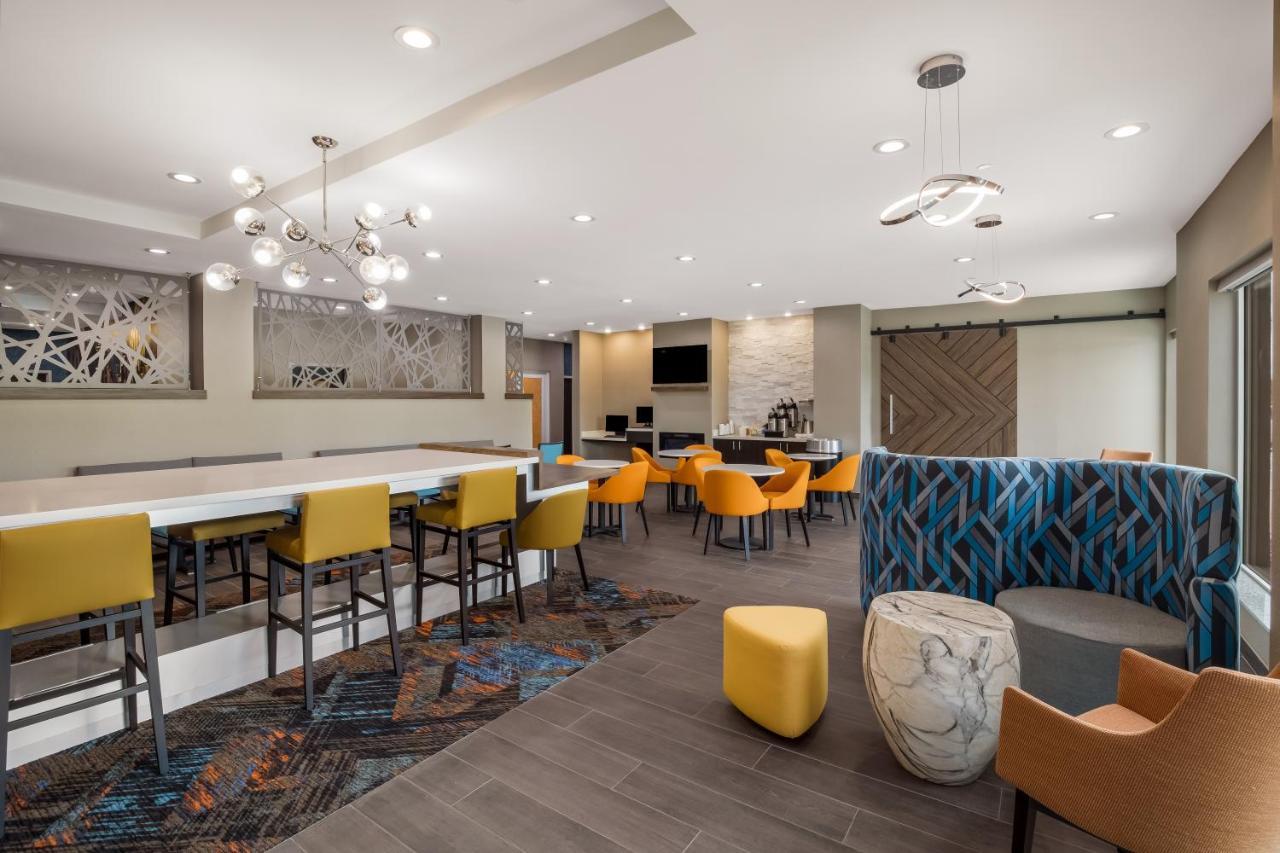 La Quinta Inn & Suites By Wyndham Sulphur Lake Charles Εξωτερικό φωτογραφία